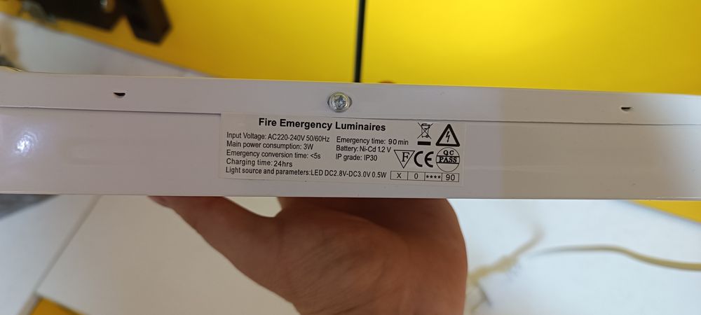 Фонарь электрический