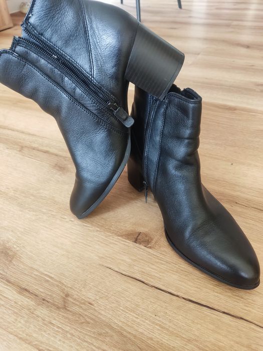 Боти Lasocki естествена кожа