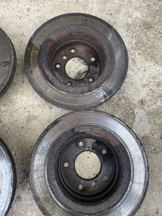 Discuri BMW seria 3 e 90 2007