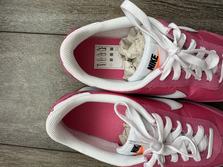 Дамски НОВИ маратонки Nike Pacific розови