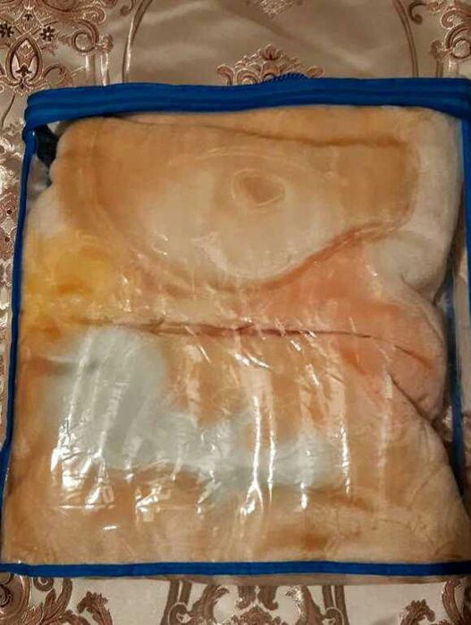 Мягкий теплый плед покрывало (Испания)