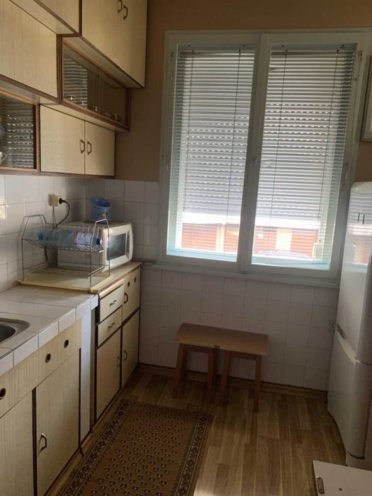 Дава се под наем Тристаен апартамент в Плевен, Широк център - 112 кв.м за 433.5 € - Снимка #4