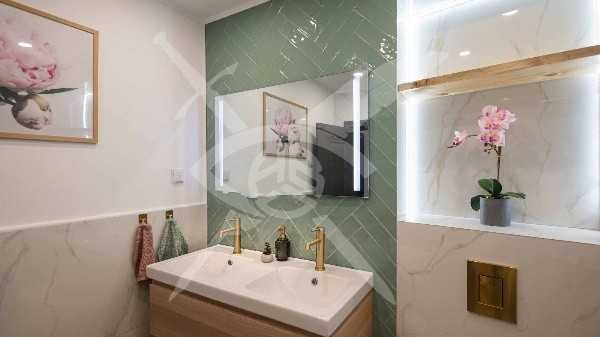 Продава се Тристаен апартамент в Бургас, Център - 125 кв.м за 1592 €/кв.м - Снимка #7