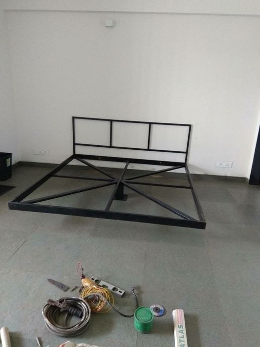 Продам кровать , парящая кровать
