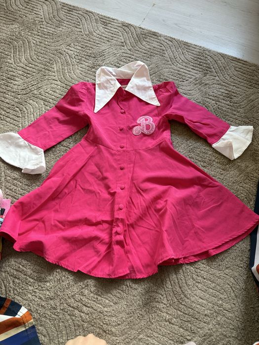 Barbi roklya rozova i unikalna s yaka