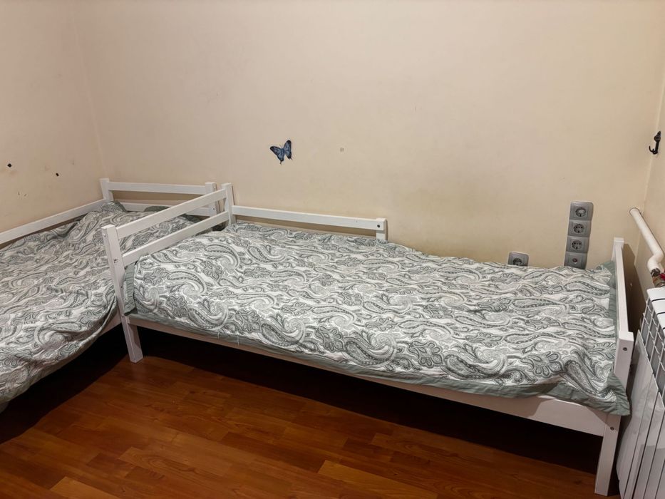 Детская кровать белого цвета