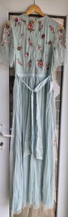 плать вечернее для особых случаев