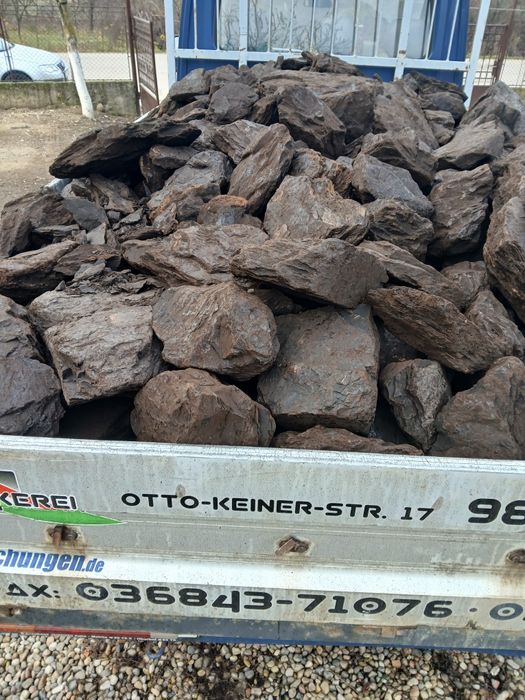 Carbune pentru sobe și centrale