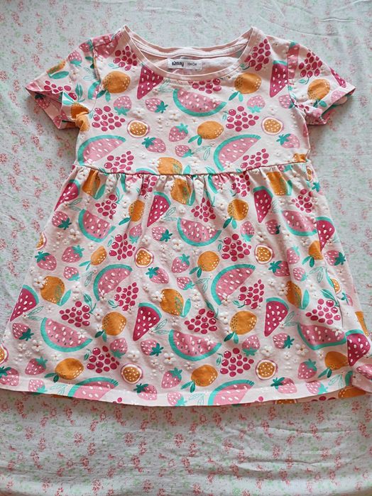 Летни бебешки и детски роклички цена от 2 лева