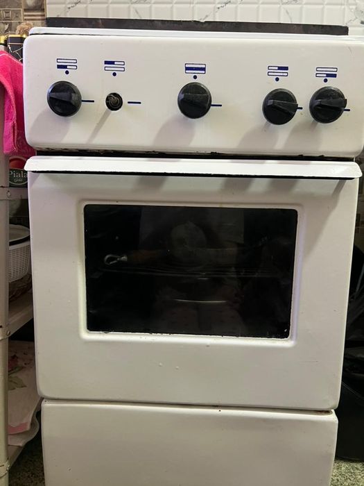 Газ плита ,не новая