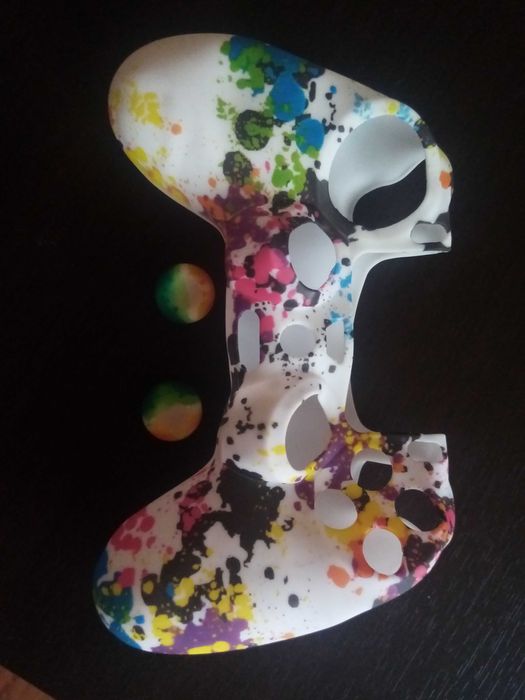 Продавам протектор за контролер PS 4