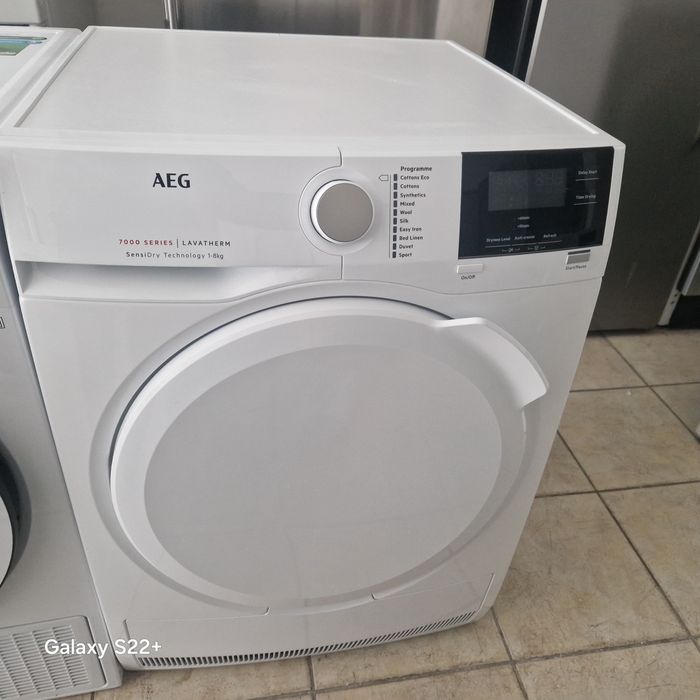 Кондензна сушилня с термопомпа 8кг.А+++ AEG