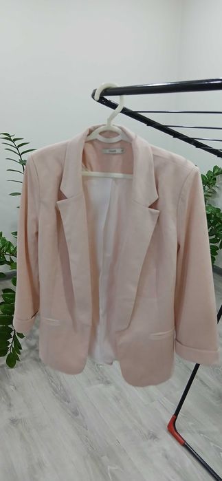 Женские вещи в хорошем состоянии