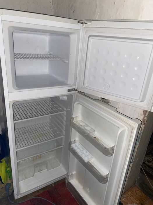 Elenberg Холодильник