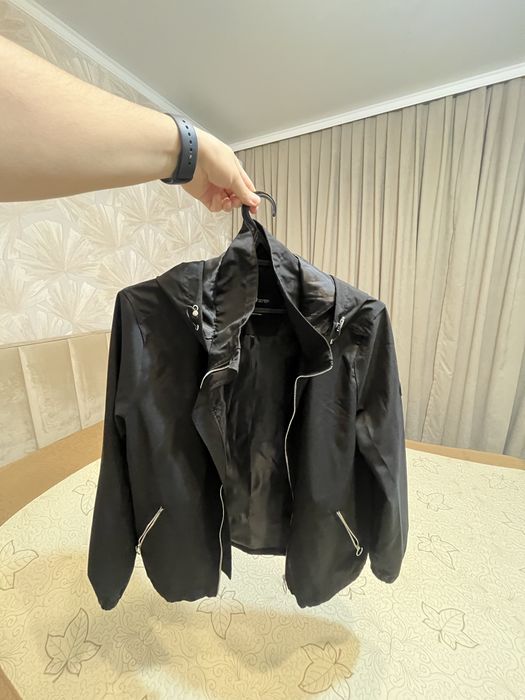 Продам ветровку