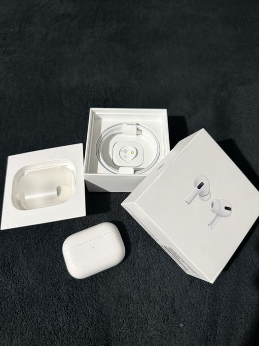 Airpods pro 1 gen.