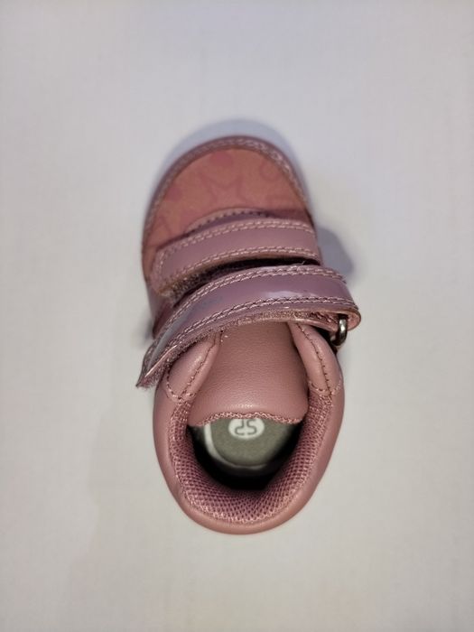 Обувь на ребенка