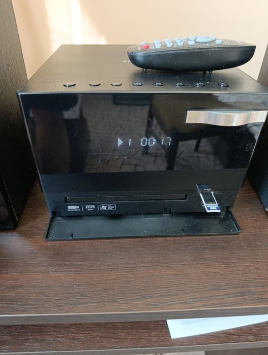 HI-FI Стерео уредба Samsung MM-E320.    Ripping CD to USB/ Bluetooth adapter