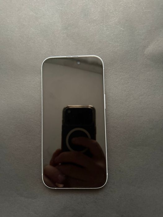 Vand IPhone 15 128GB