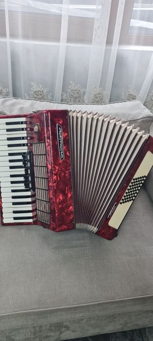 Акордеон, велтмастер. 40 баса
