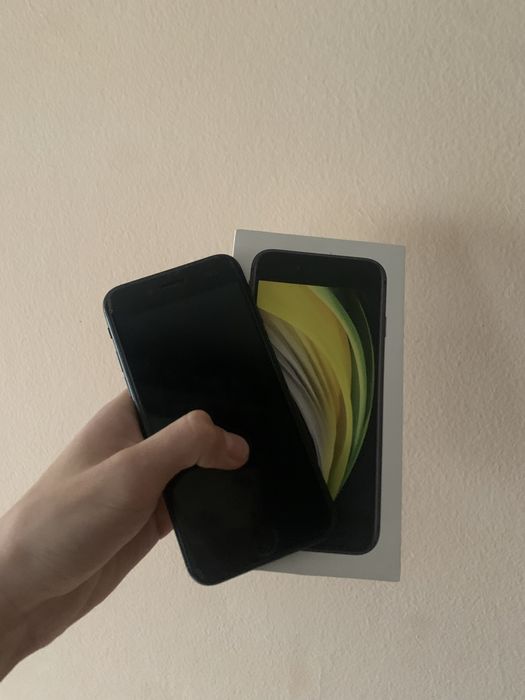 айфон се 2 2020 атырау