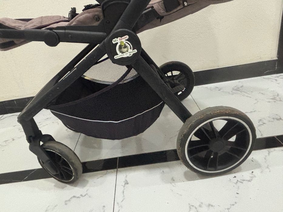 Коляска с рождения