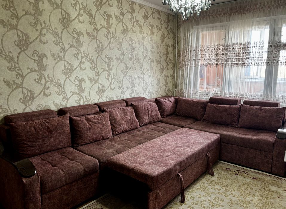 Продаю Диван (трансформер ) раскладывается как кровать