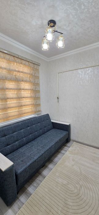 Продаётся Чиланзар 1в2 1 этаж. С БАЛКОНОМ 1,5* 3.