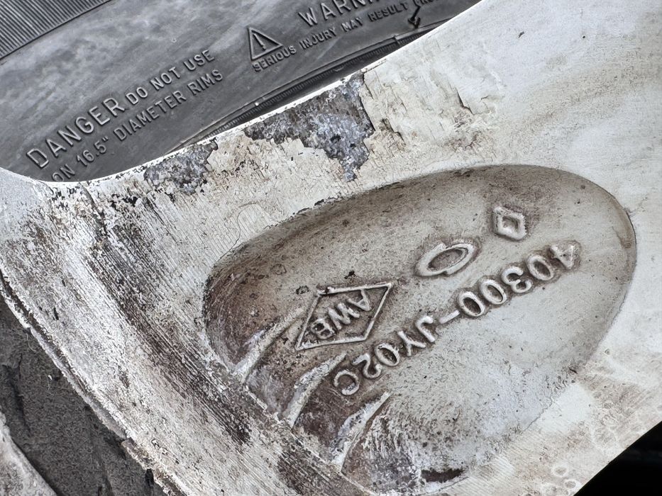 4бр ал Renault 17цола оригинални