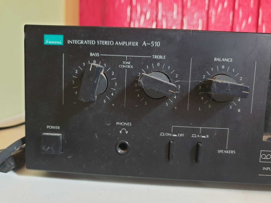 Усилвател пулт 4 канален и плеари