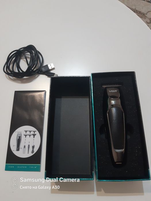 Срочно продам проф.  Триммер