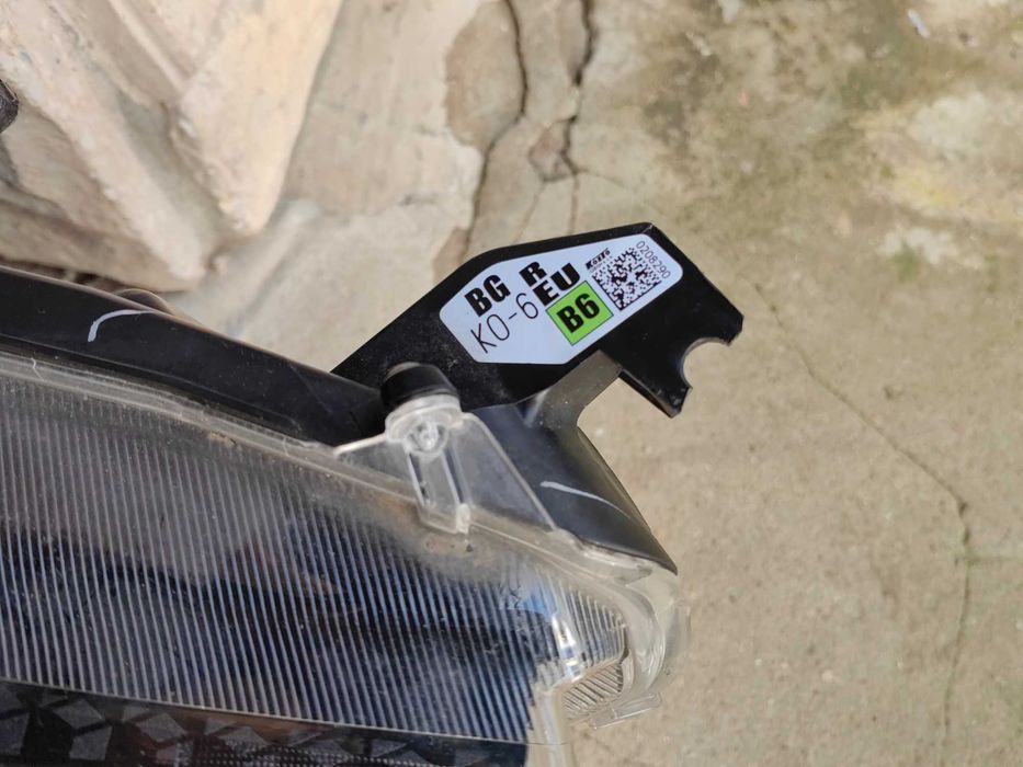 Фар Toyota Yaris десен / Фар Тойота Ярис Оригинален