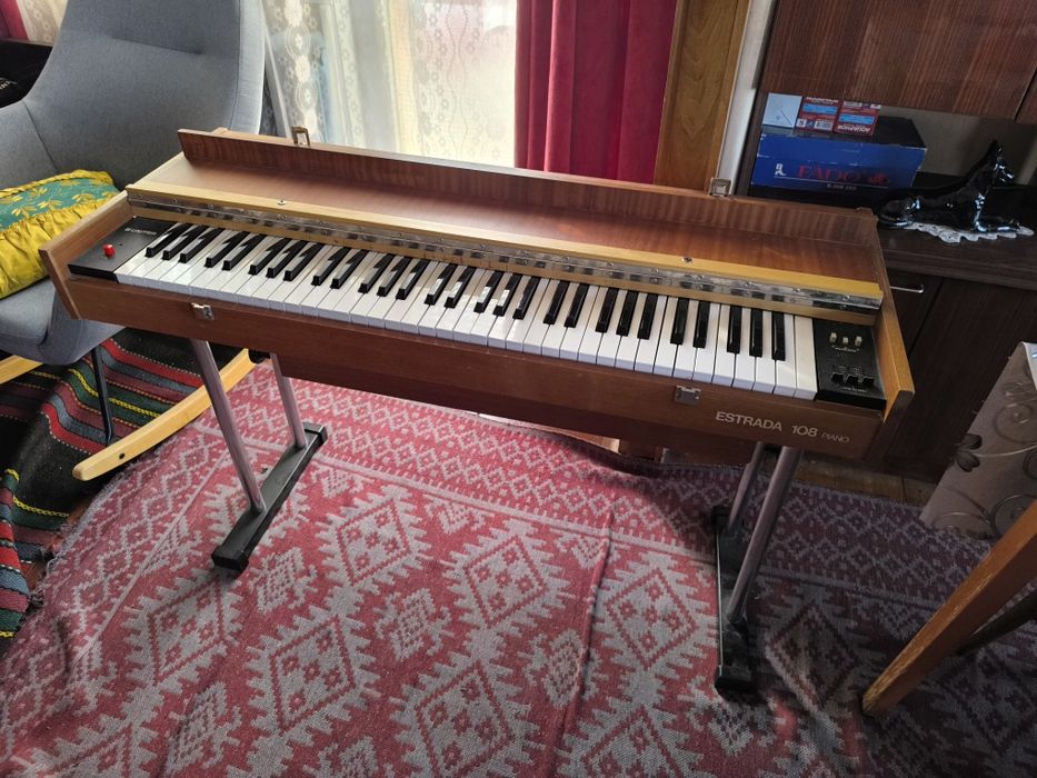 Електрическо пиано