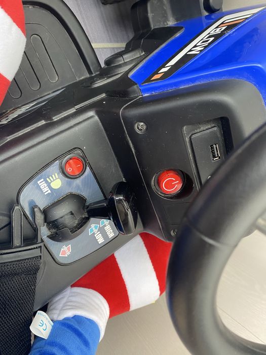 Трактор детский