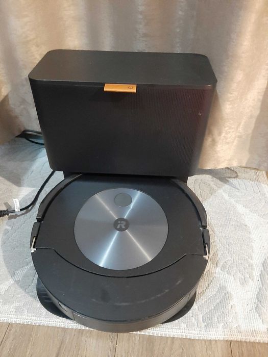 iRobot Roomba Combo j9