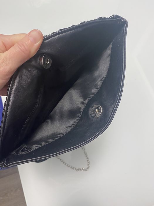 Женский черный клатч