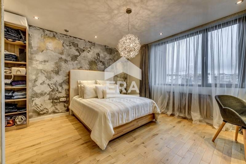 Продава се Тристаен апартамент в София, Манастирски ливади - 152 кв.м за 1762 €/кв.м - Снимка #1