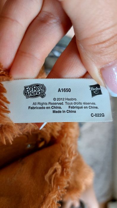 Обезьяна игрушка Хасбро интерастивная