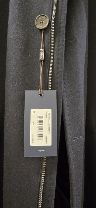 Чисто ново палто на JOOP!