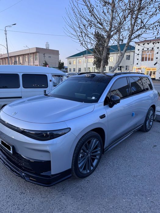 Leapmotor C16 sotiladi