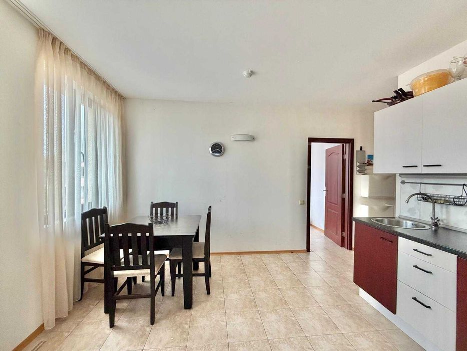 Продава се Тристаен апартамент в Несебър - 70 кв.м за 634 €/кв.м - Снимка #8