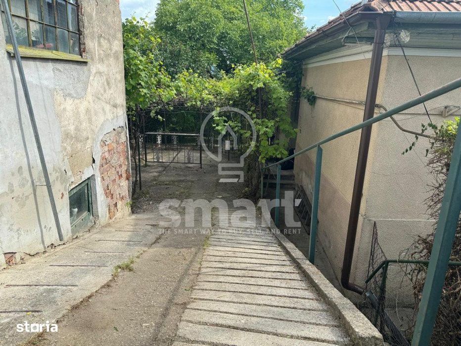 Casa si teren 975 mp Dambul Rotund