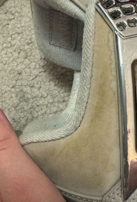 Jordan 4 frozen moments