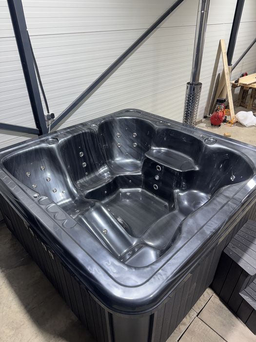 Ciubar patrat tip jacuzzi 2.45 x 2.45