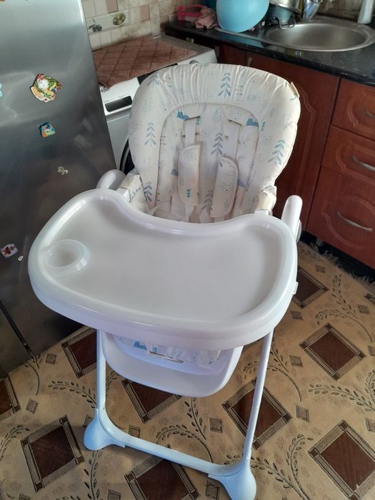 Бу стульчик для кормления