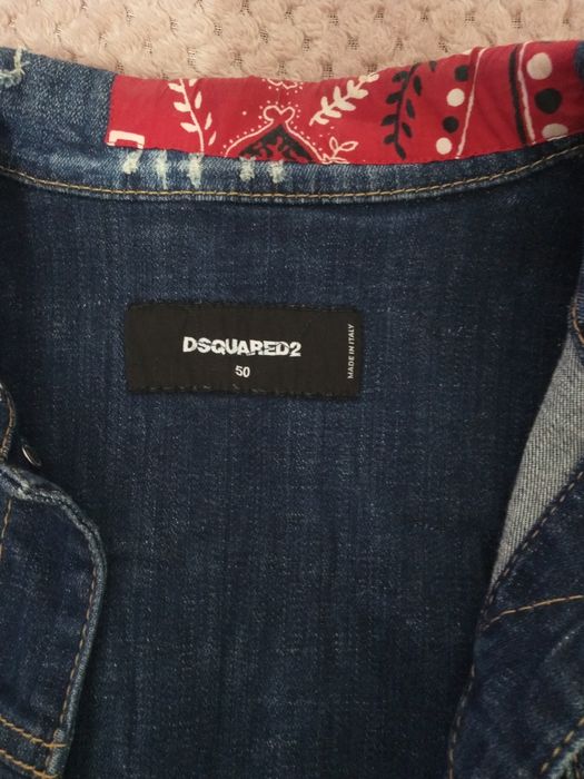 Vînd geacă Dsguared