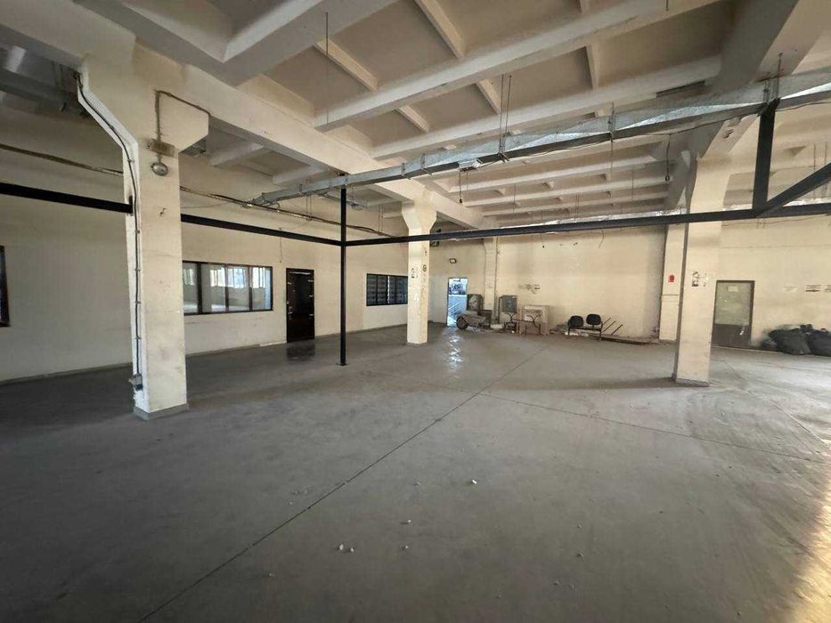 Аренда  ОФИС   Гостиница Россия  1.850м2