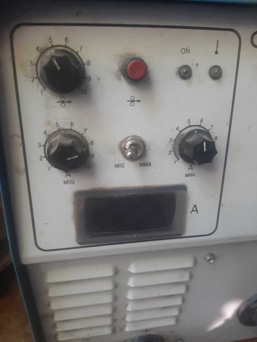 Инвенторен заваръчен апарат ORION 251