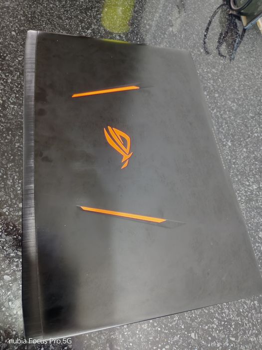 Asus rog strix ноутбук