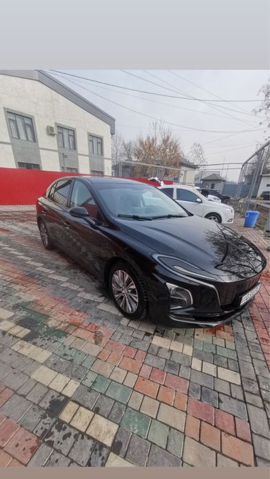 HONGQI EQM-5 500 kmlik